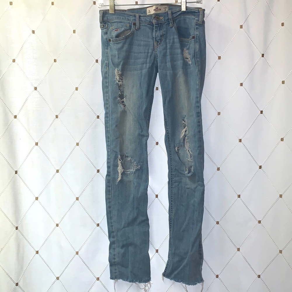 Holister Distressed Jeans 👖